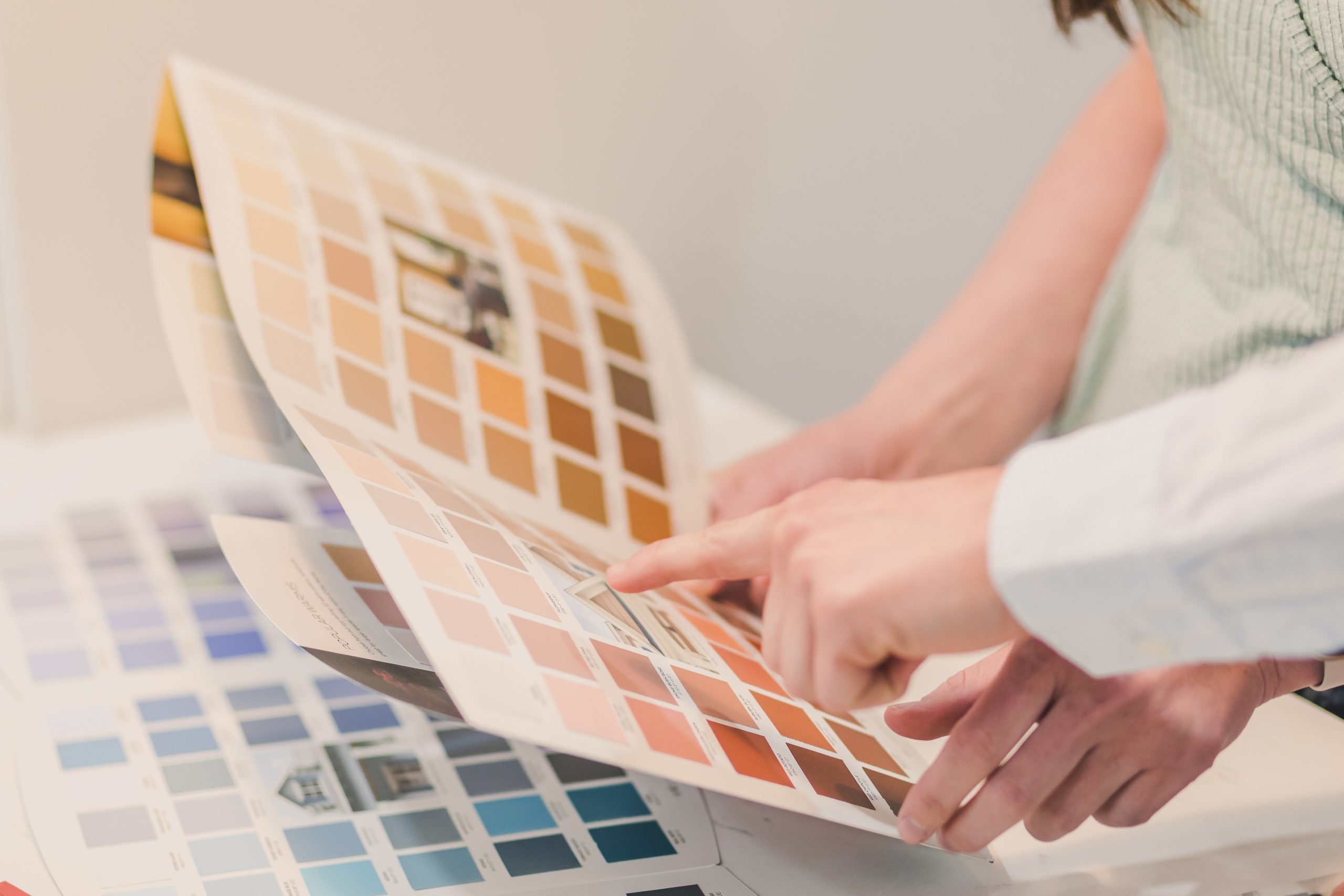 Hire Expert Brochure Designers
