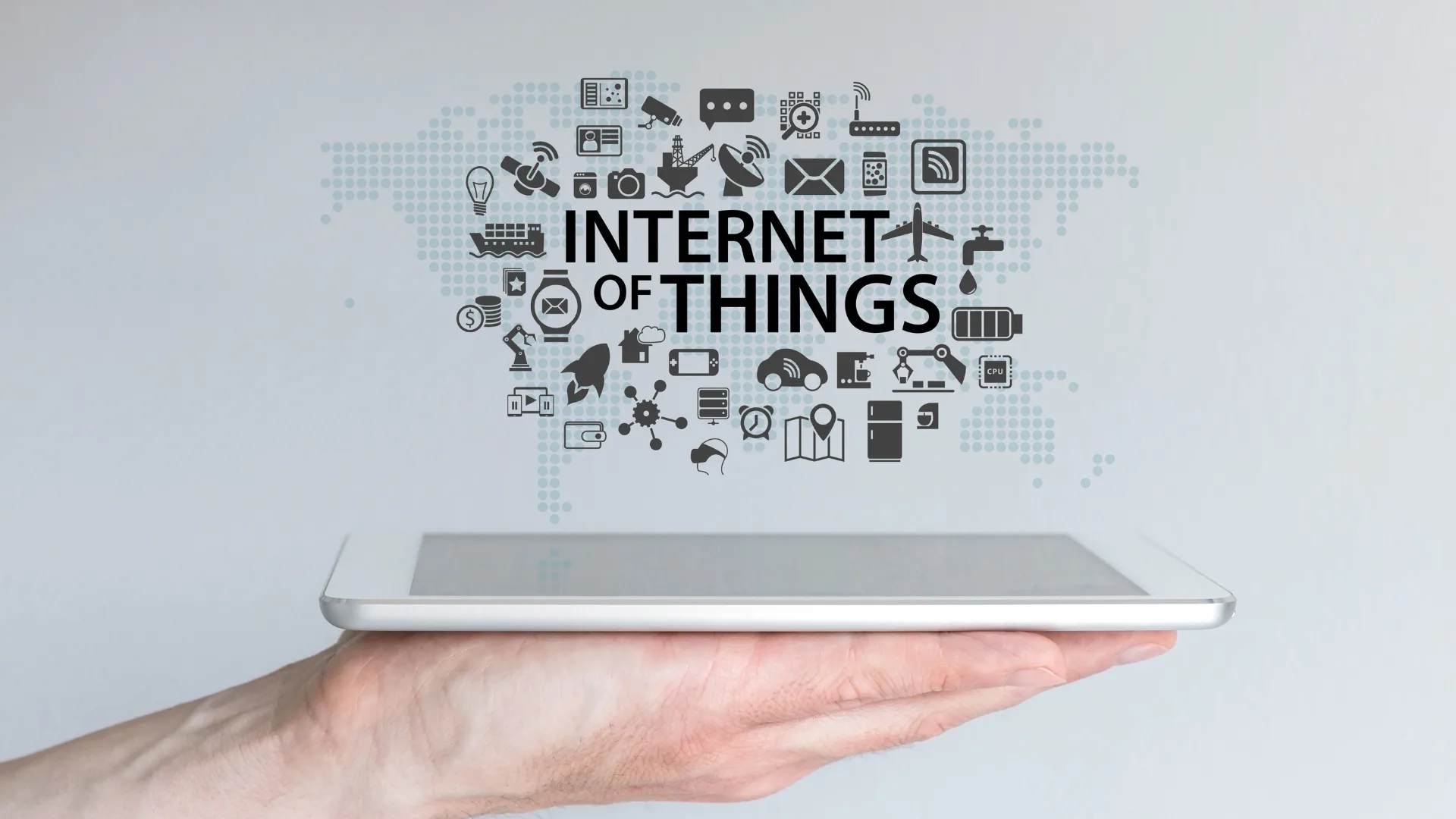 Why Choose an Internet Marketer to Elevate Your Social Media Strategy in 2024?