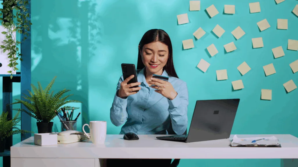 10 ad copy examples that sell: inspiration for apparel and fashion ads